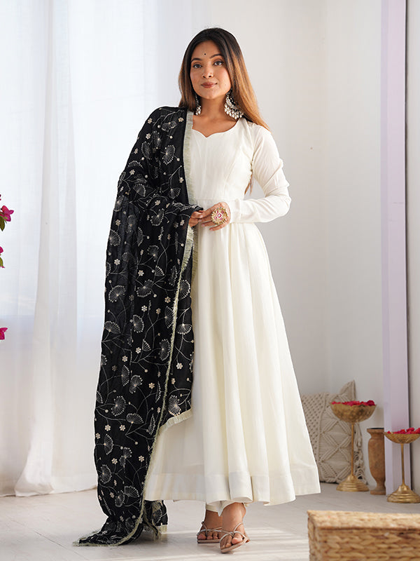 Black Dupatta Vichitra Silk Off White Anarkali Gown With Pant Set