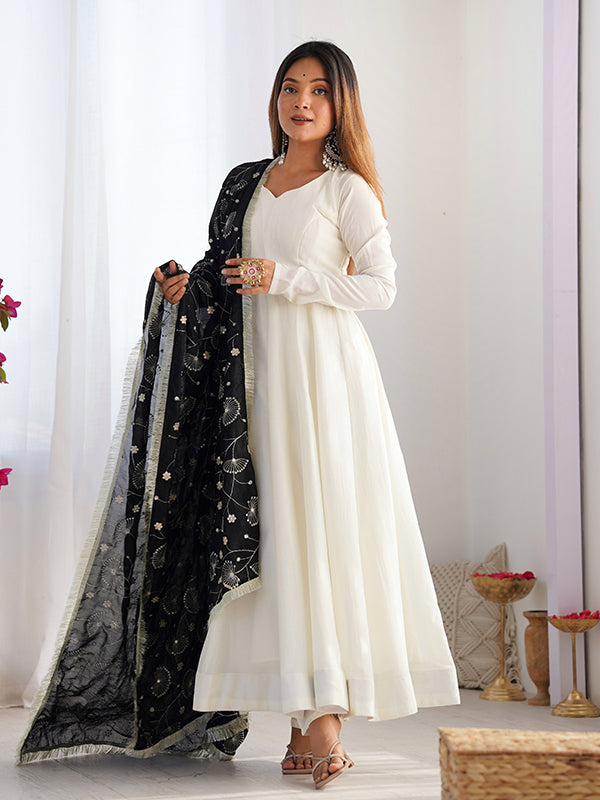 Black Dupatta Vichitra Silk Off White Anarkali Gown With Pant Set